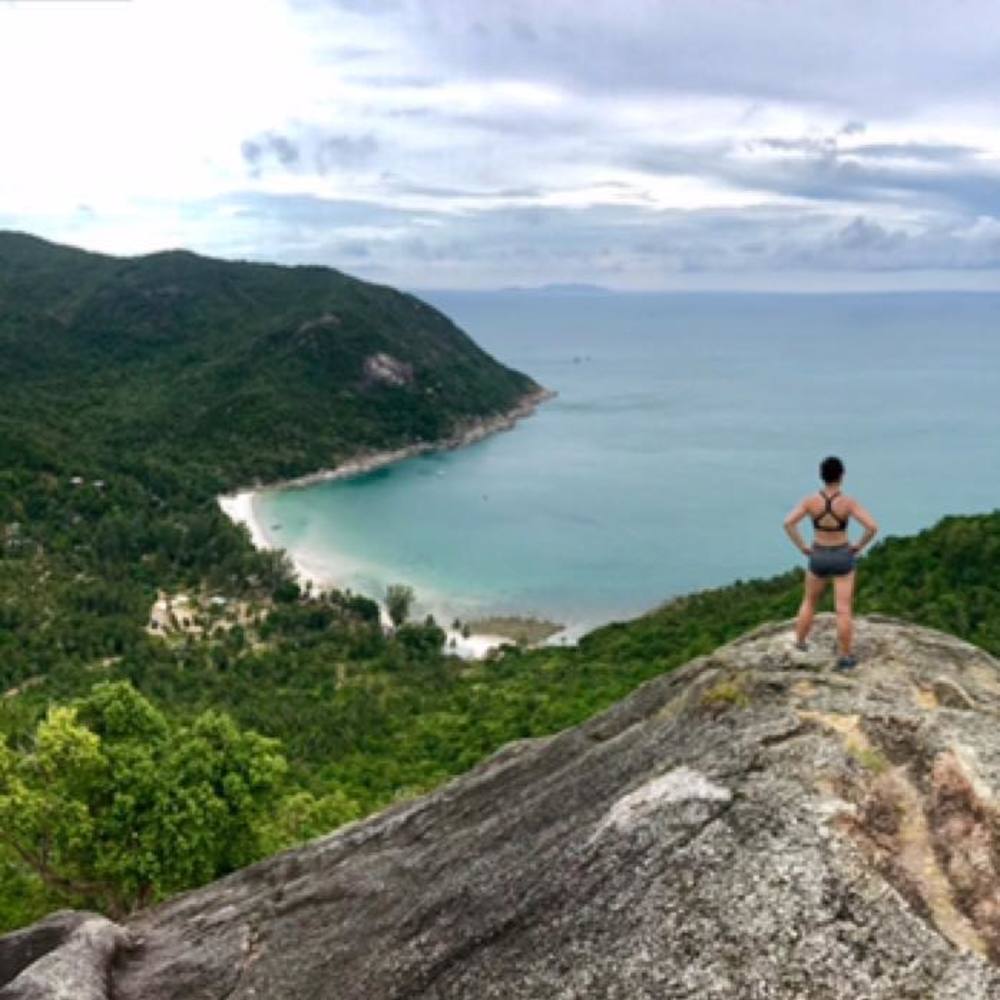 Meet your Posher, Stephanie